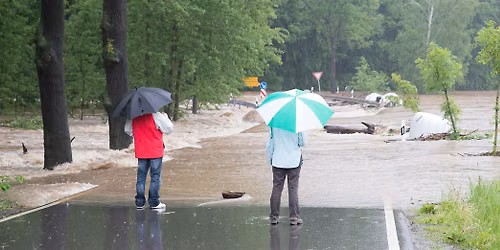 'Deutsche Runde': There's no such thing as bad weather \u2026 or maybe there is?