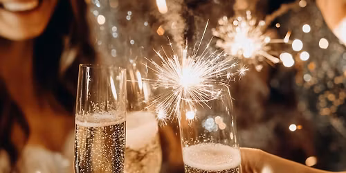 Nyt\u00e5rsgudstjeneste og nyt\u00e5rskur