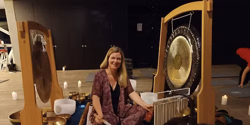 Kursus: Udforsk gongens og klangsk\u00e5lenes frekvenser - Helsing\u00f8r