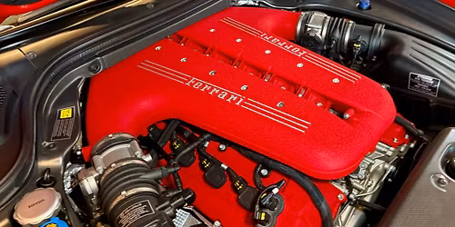 Vi \u00e5bner for motorhjelmen og n\u00f8rder teknik