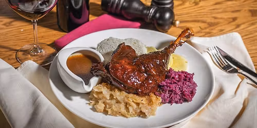 Svatomartinsk\u00e9 hus\u00ed hody v Aktoffce