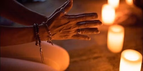 Healing Reiki Candlelight Flow & Restorative Writing - Evening yoga