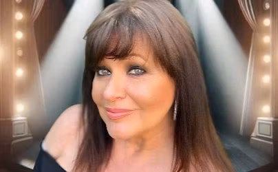 Emma Robbins playing live Saturday 1st August