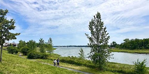 Mindful Nature Journaling Hike \/ Pugsley Creek Park (Bronx)