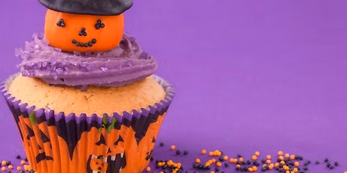 Spooky Cupcakes & Cocktails