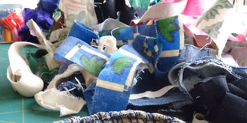 Kos\u00e1rk\u00f6t\u00e9s rongyb\u00f3l \u2013 k\u00f6z\u00f6ss\u00e9g \u00e9s \u00fajrahasznos\u00edt\u00e1s | EthnoEco x Foltvarr\u00f3k workshop 