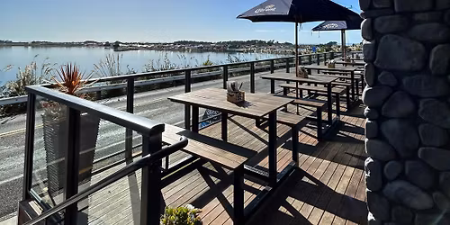 XMAS EVE PARTY featuring THE ZEPHERS