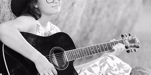 Marissa Treimer at Bids!