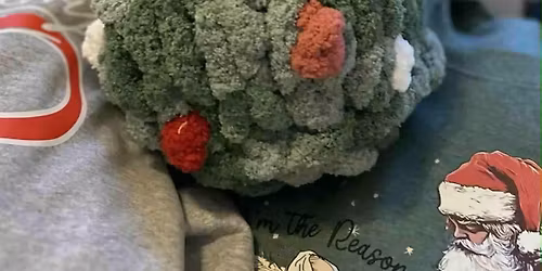 Chunky Knit Christmas Tree Beginner\/ Intermediate Class