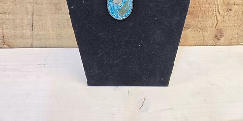 Resin and Flower Jewelry @ Wolf Hollow Brewing