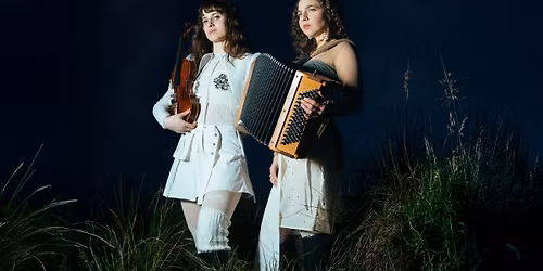 Caama\u00f1o & Ameixeiras @Vesle Kinn