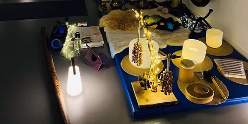 Yoga og lydbad.\u2665\ufe0f\ud83e\uddd8\ud83c\udffd\u200d\u2640\ufe0f\ud83c\udf3a