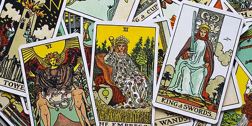 Intuitive Tarot Readings with Nadine