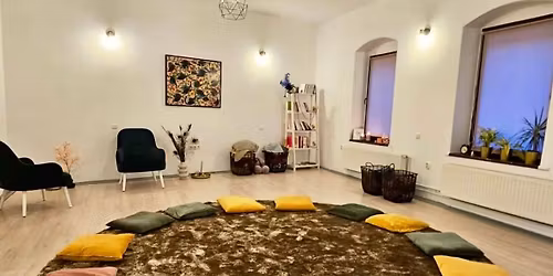 Dialog \u00eentre p\u0103r\u021bi din tine 