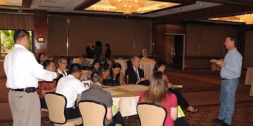 Greatly improve your resume and learn how to excel in a job interview