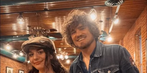 Demi Clara & Aaron Kelly - Live Music
