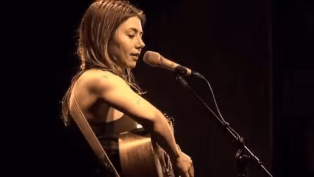 Hayley Reardon | Caf\u00e9 NUN Karlsruhe