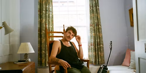 Medium Build in Anchorage