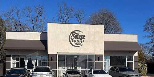 Soir\u00e9e District Ribbon Cutting