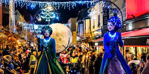 \u2728 La Grande Parade de No\u00ebl au Touquet-Paris-Plage ! \ud83c\udf85