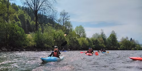 P\u00fcnk\u00f6sdi T\u00e1ra k\u00f6r Lengyel t\u00e1tra Dunajec kajak \u00e9s raftingt\u00fara ..