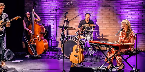 Releasekonzert: \u00d61 Live Album - Louisa Specht & Band (A)