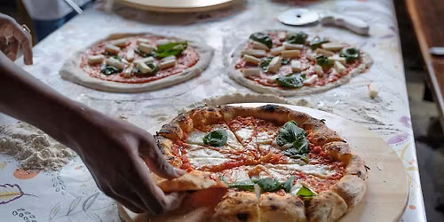 Team Building Event: Gemeinsam genie\u00dfen & Pizza backen