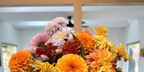 'Mum's the Word' Floral Arrangement Class