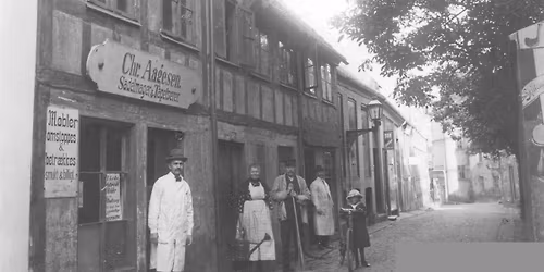 Vintage Byvandring: Arbejdernes levevilk\u00e5r i Aarhus under Industrialiseringen