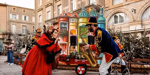 Spectacle Mamz\u2019elle Bee and the Toyz \/\/ Cie KBKC Artistes