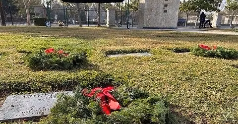 Wreaths Across America