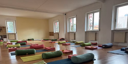 Mini seminario Yoga a Camerino