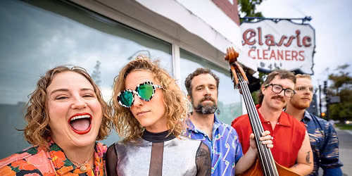 Pixie & The Partygrass Boys