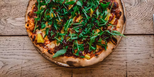 Pizza, Prosecco & Paint at The Pig & Sty