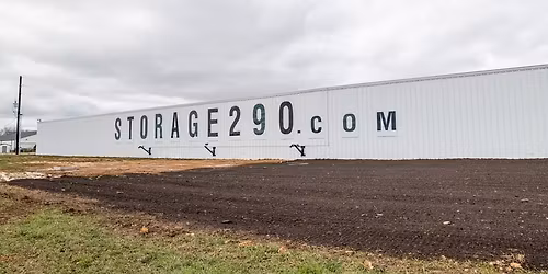 Storage 290 Live Auction