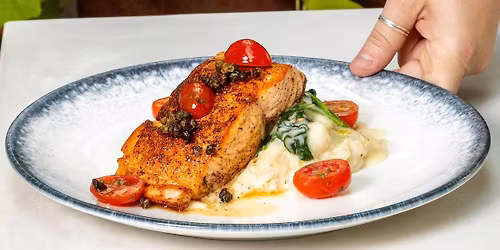 Rodeo Teams of Mansfield Spirit Night 