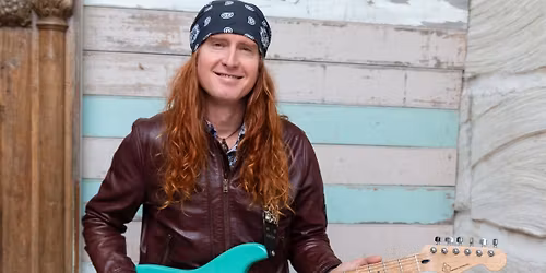 8BALL AITKEN in the House