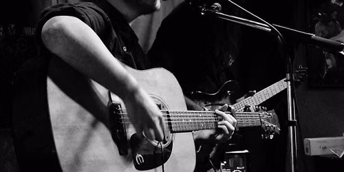 Faol\u00e1n Griffin - Live@TheDuck