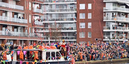 Intocht Sinterklaas in Son en Breugel