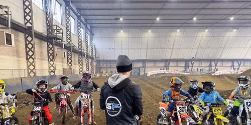 INDOOR TRAINING AT B-52 HANGAR, RANTOUL, IL