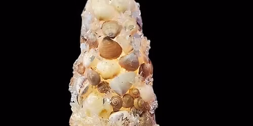 Make It Monday Shell Tree