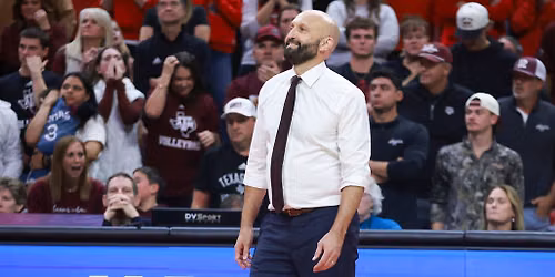 Texas A&M Aggies at Creighton Bluejays Womens Volleyball at DJ Sokol Arena
