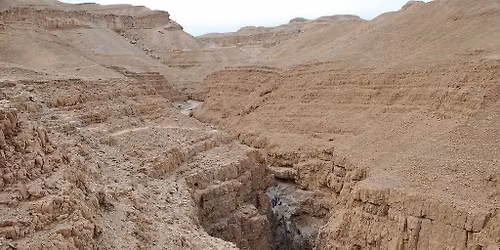 \u041d\u0430 \u0441\u0442\u044b\u043a\u0435 \u043f\u0443\u0441\u0442\u044b\u043d\u044c