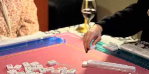 Miami Mahjong Magic: Beginner 2-Hour Class