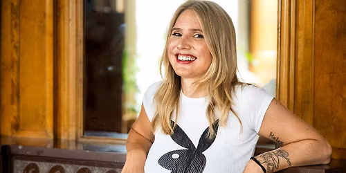 \u00abHalva Malm\u00f6 best\u00e5r av killar som dumpat mig\u00bb forfattersamtale med Amanda Romare