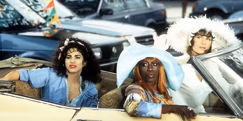 Sunday Movie: To Wong Foo Thanks for Everything, Julie Newmar  (USA 1995)