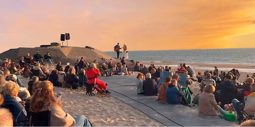 Solnedgangskoncert med Tina Wiberg - gratis sommermusik p\u00e5 Bl\u00e5vand Torv