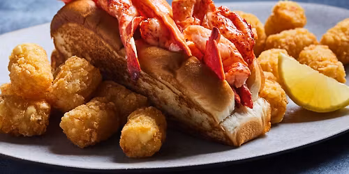 Cousins Maine Lobster in Vallejo, Anchor 532 Luxury Apartments