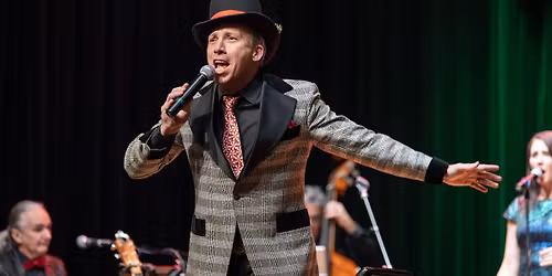 Tony Starlight: A Frank Sinatra & Friends Christmas