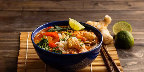 Gor\u0105ca kuchnia azjatycka | Pawe\u0142 Niewiadomski